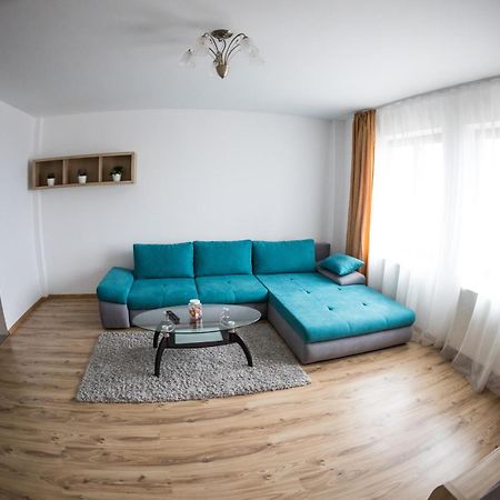 Travel Homzzz Apartments Târgu-Mureş Екстериор снимка